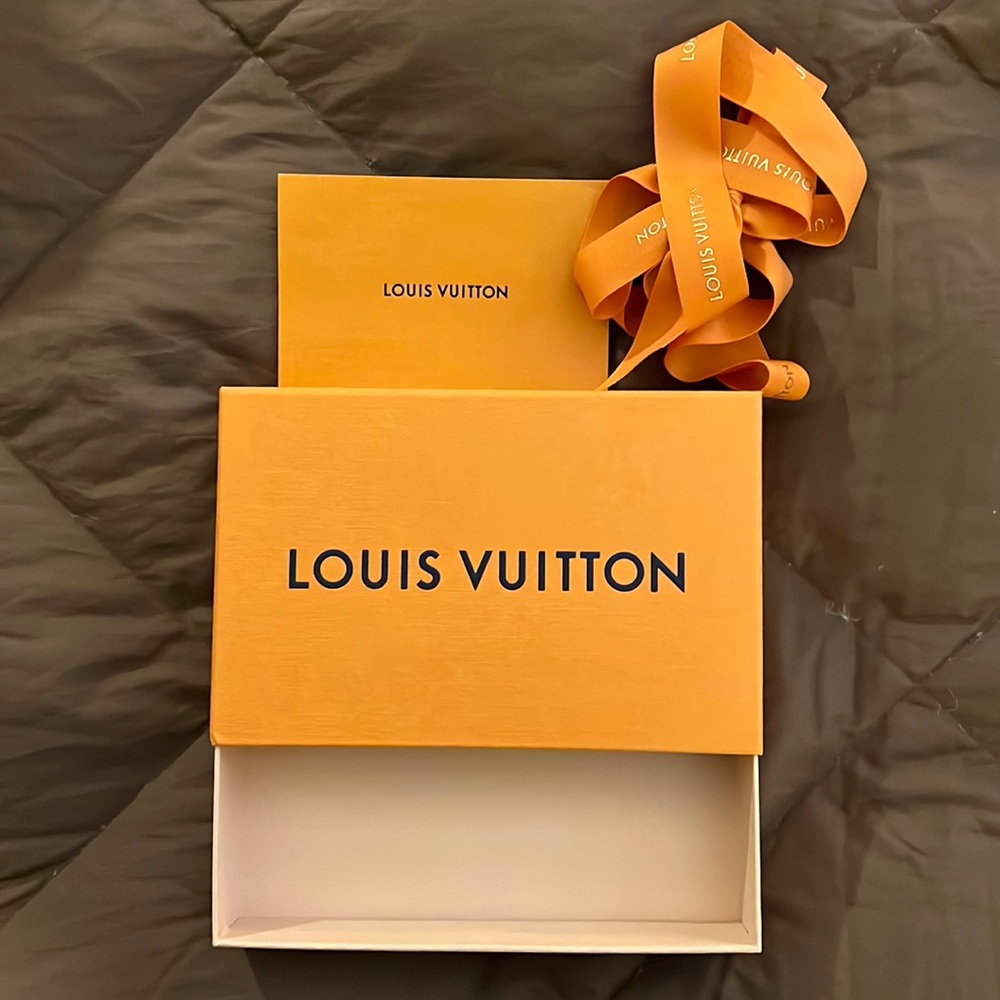 💯 Louis Vuitton Gift Packaging
